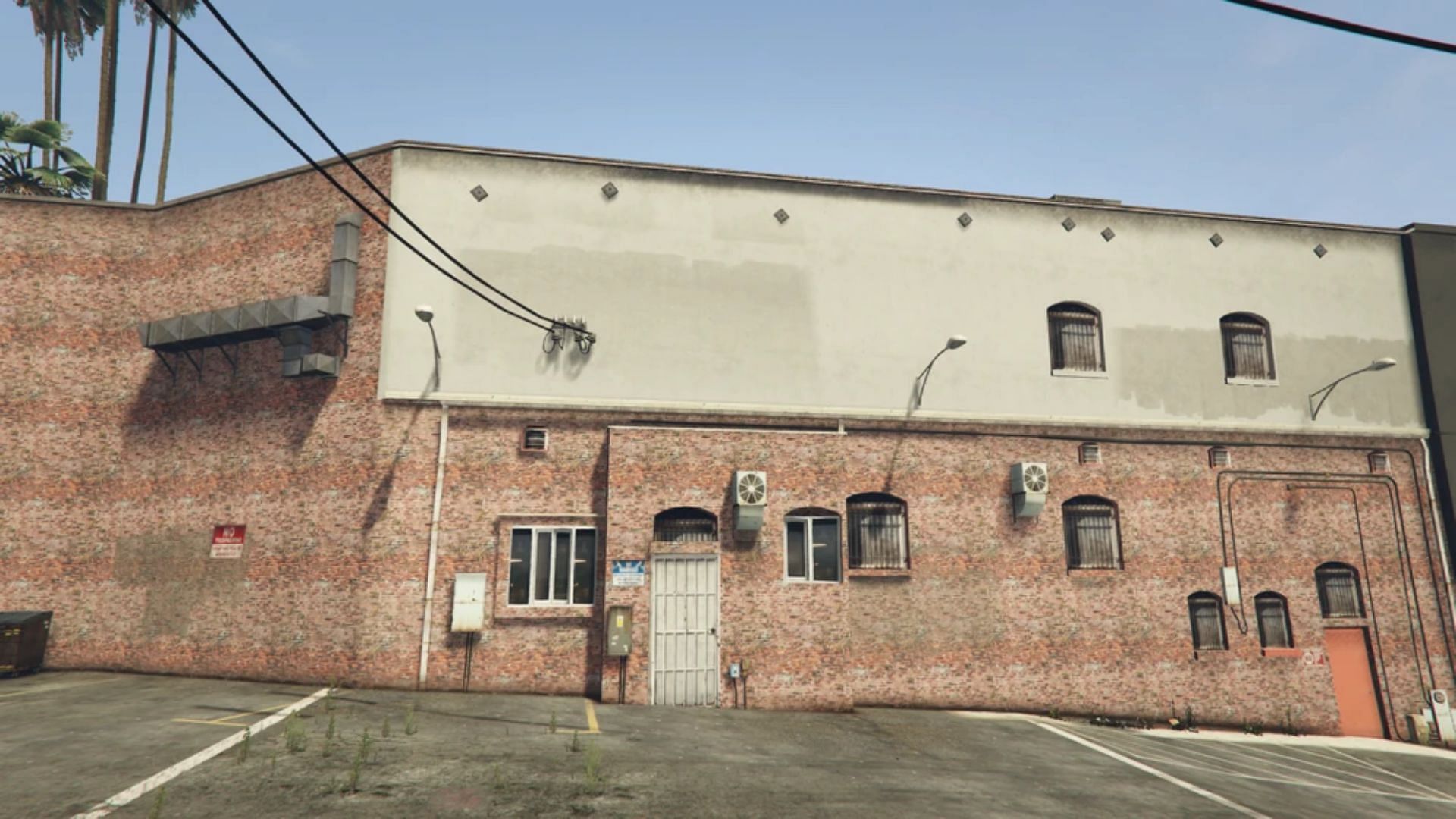Best Special Cargo Warehouse location 1/5 (Image via Rockstar Games || GTA Wiki)