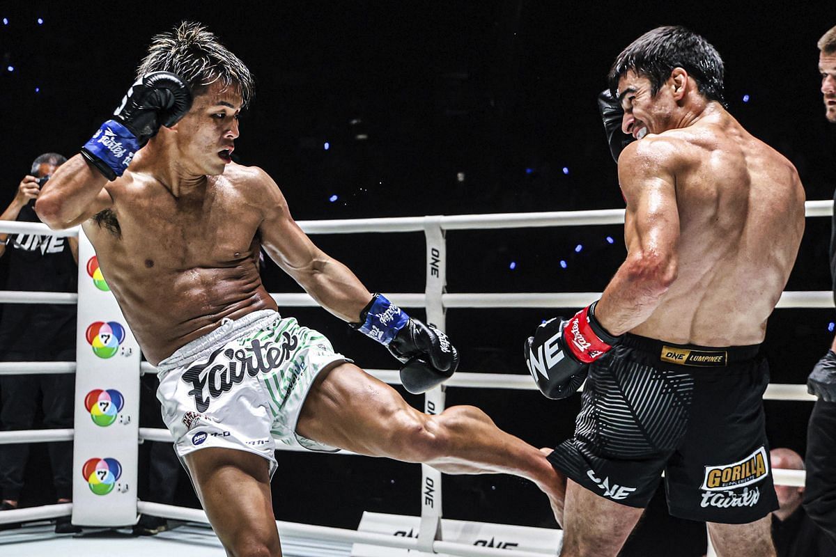 Yuki Yoza takes on Elbrus Osmanov in Bangkok. [Photo from ONE Championship]