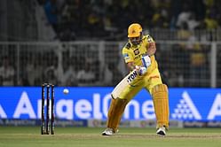 "MS Dhoni didn't do anything at the start" - Aakash Chopra on CSK's IPL 2025 win vs KKR