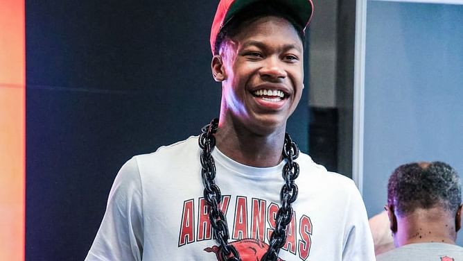 “Cal doesn’t miss bro”: College hoops fans react as JJ Andrews commits to John Calipari’s Arkansas