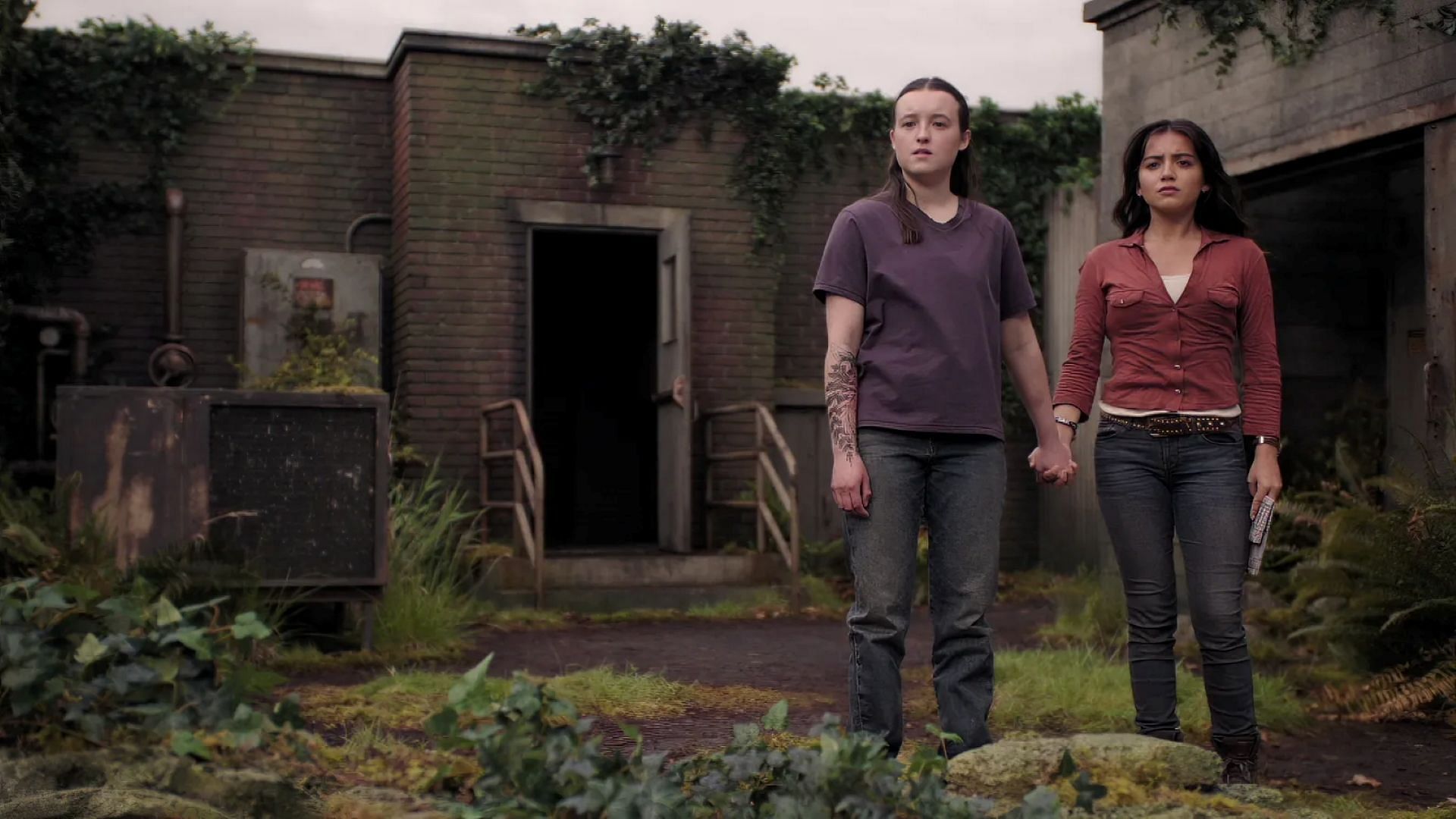 Ellie and Dina in The Last of Us season 2 (Image via Max)