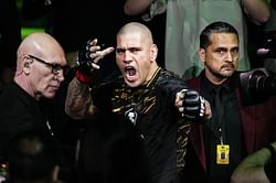 Alex Pereira earns major praise as UFC legend weighs in on current generation of fighters