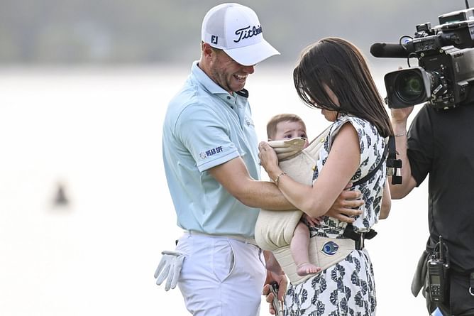 Justin Thomas celebrates his mom and wife on Mother’s Day following Truist Championship runner-up finish