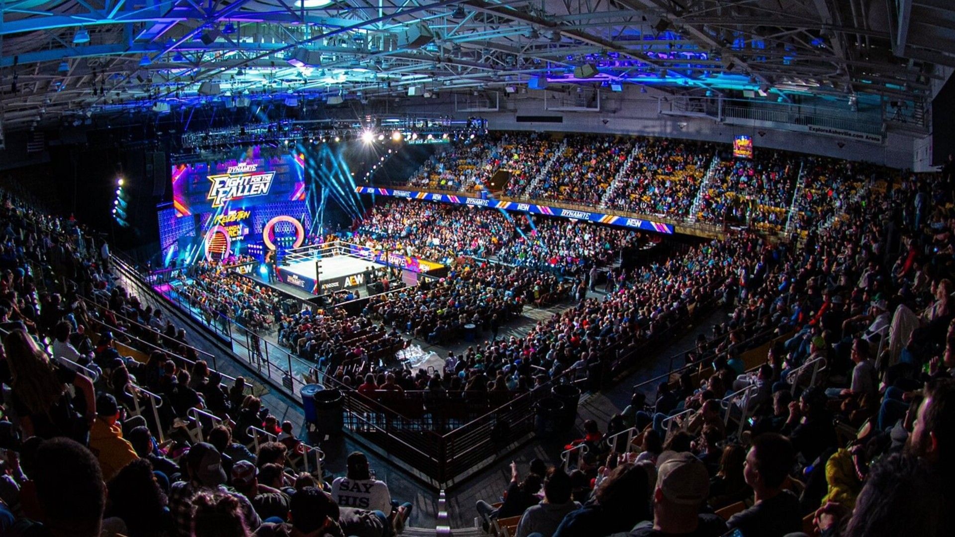 Wrestling fans attend AEW Dynamite: Fight for The Fallen