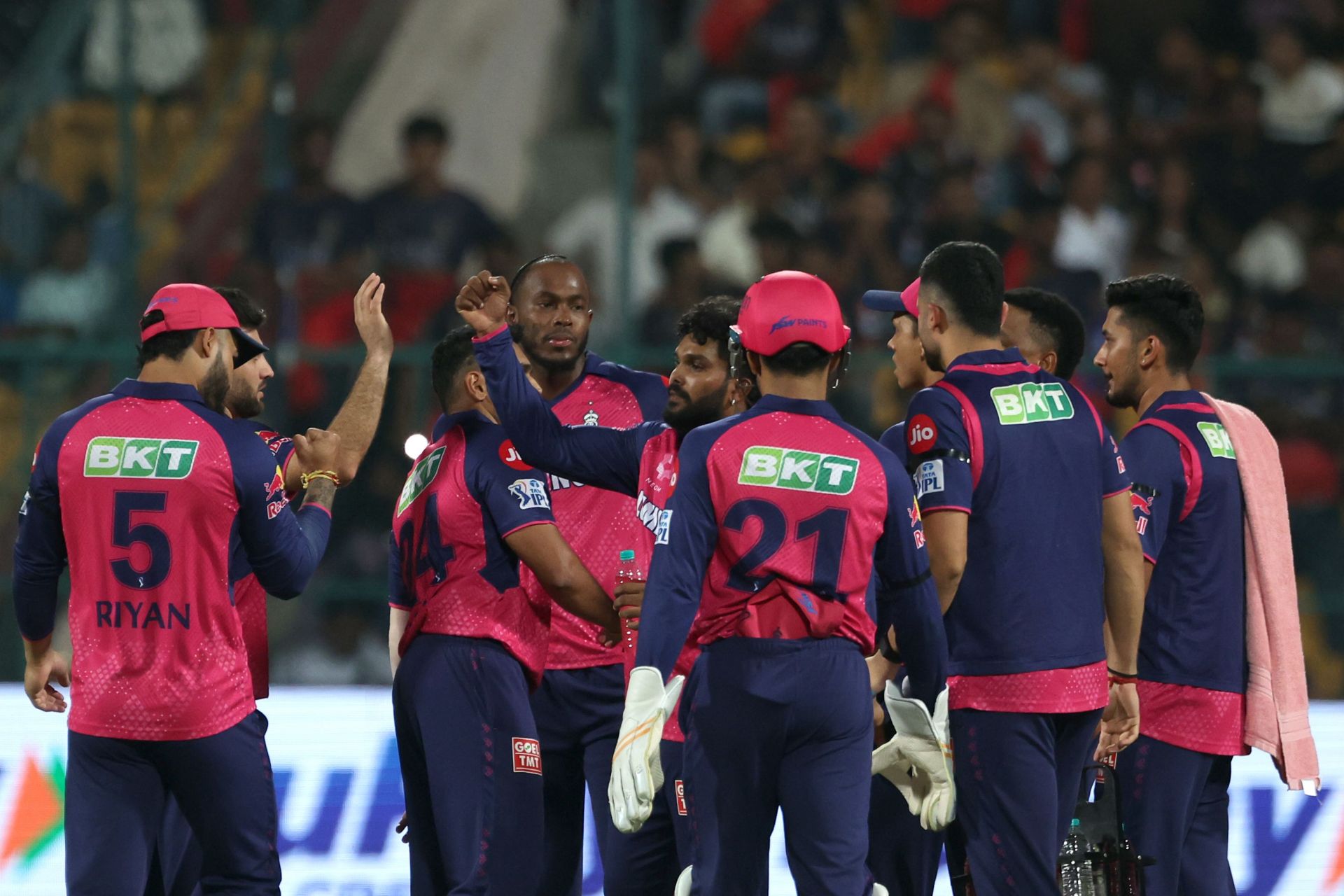 IPL 2025: राजस्थान रॉयल्स के स्क्वाड में हुआ बदलाव, रिप्लेसमेंट के रूप में दो धाकड़ खिलाड़ियों की हुई एंट्री