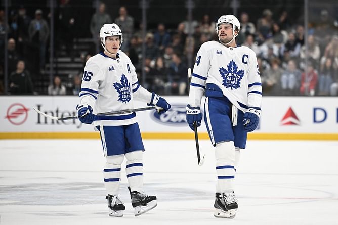 NHL insider speculates Leafs lineup changes, splitting up Auston Matthews & Mitch Marner for Game 5 against Panthers