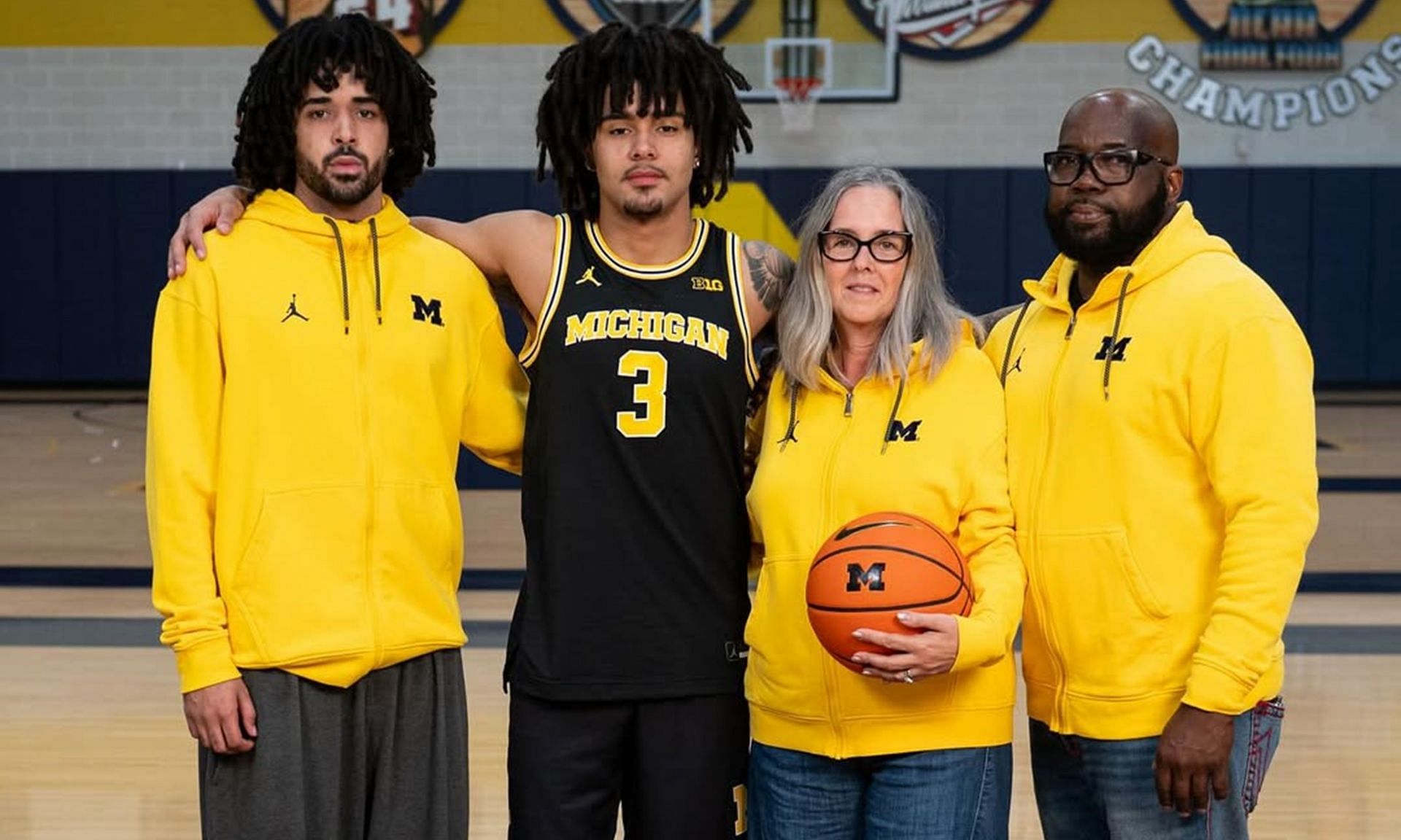 Guard Elliot Cadeau announced his transfer to Michigan. (Image credit: Cadeau