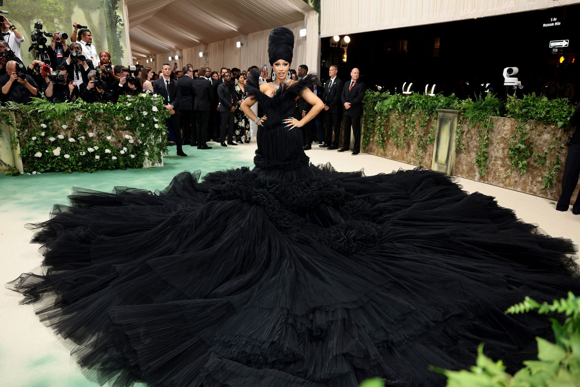 The 2024 Met Gala Celebrating &quot;Sleeping Beauties: Reawakening Fashion&quot; - Arrivals - Source: Getty