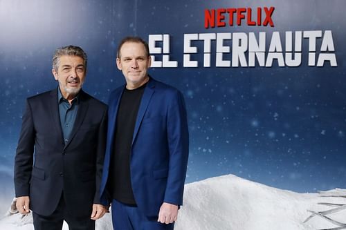 (L-R) Actor Ricardo Darin and director Bruno Stagnaro pose on the white carpet for the series El Eternauta (Image via Getty)