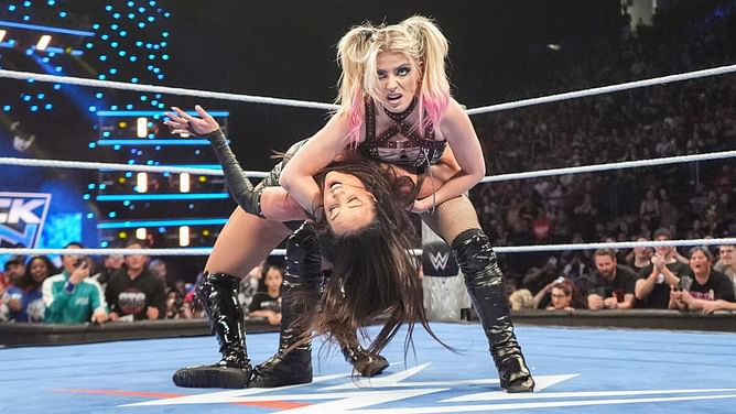 Top name sends a message to Alexa Bliss after shocking return on WWE SmackDown