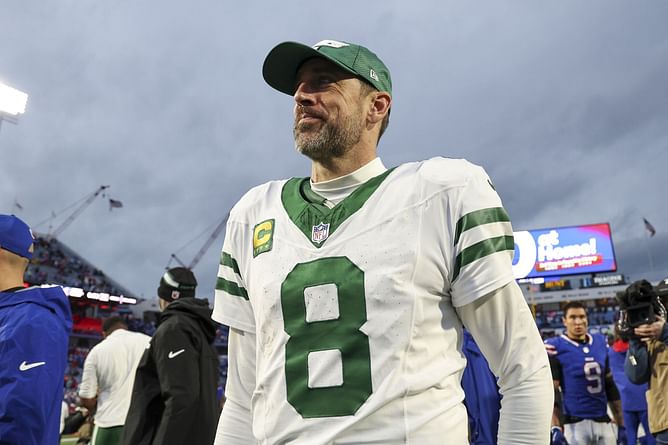Aaron Rodgers gets bold advice from Mike Florio amid looming free agency decision