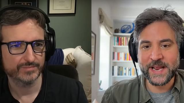 Craig Thomson and Ted Modsby at the How We Made Your Mother Podcast (Image via YuTube/ @HowWeMadeYourMotherPodcast)
