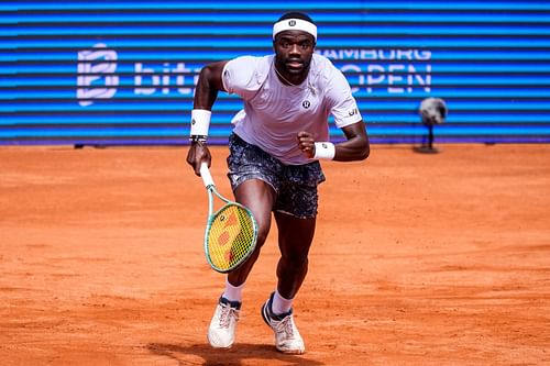 Tiafoe chases a ball in the Hamburg Open 2025 - Source: Getty