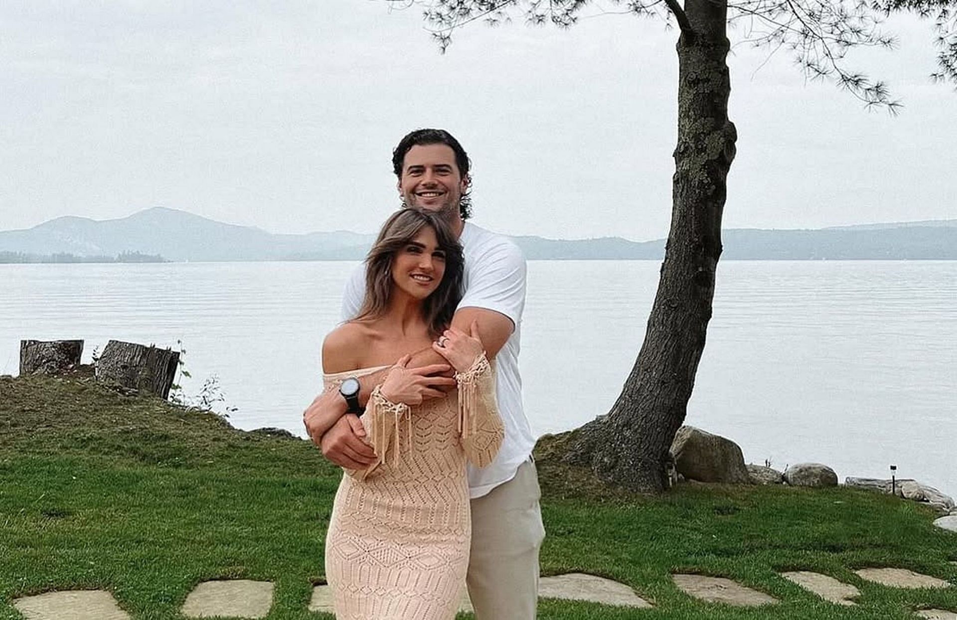Jarrett Stidham and wife Kennedy (Image Source: Instagram/@jarrettstidham)
