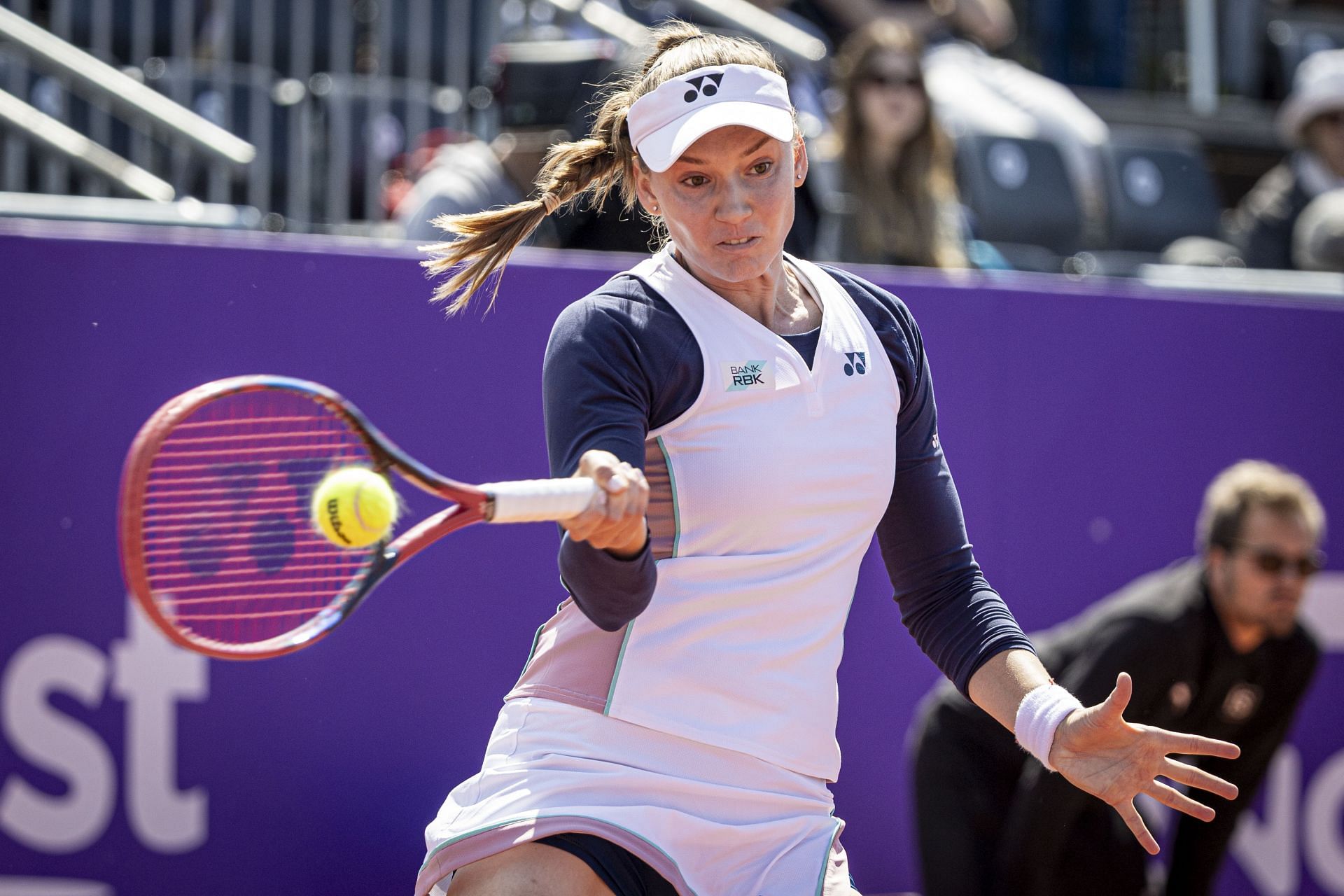 Rybakina hits a forehand in Strasbourg | Image Source: Getty