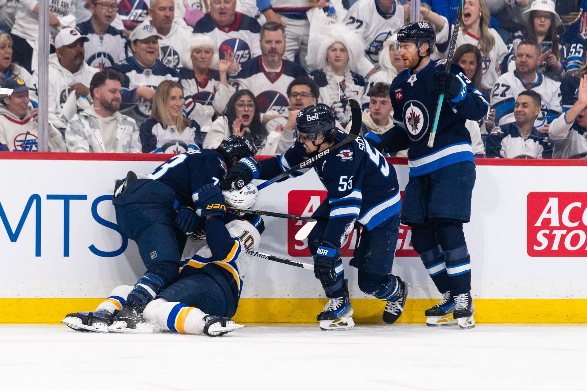 St Louis Blues v Winnipeg Jets - Game Five - Source: Getty