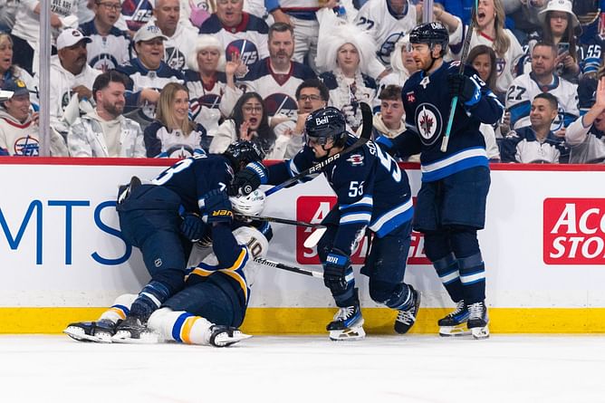 Blues' Brayden Schenn defends his controversial hit on $59,500,000 Jets forward