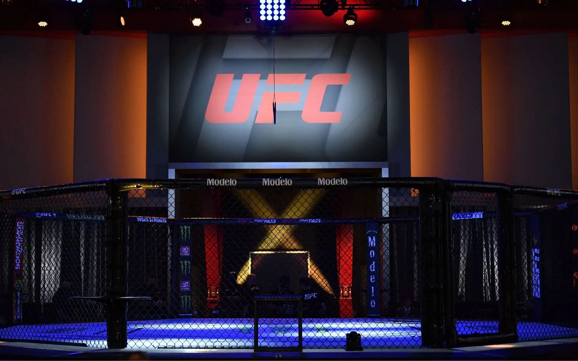 Tragedy strikes UFC Vegas 107 as fighter falls out due to weight-cutting accident [Image courtesy: Getty Images]