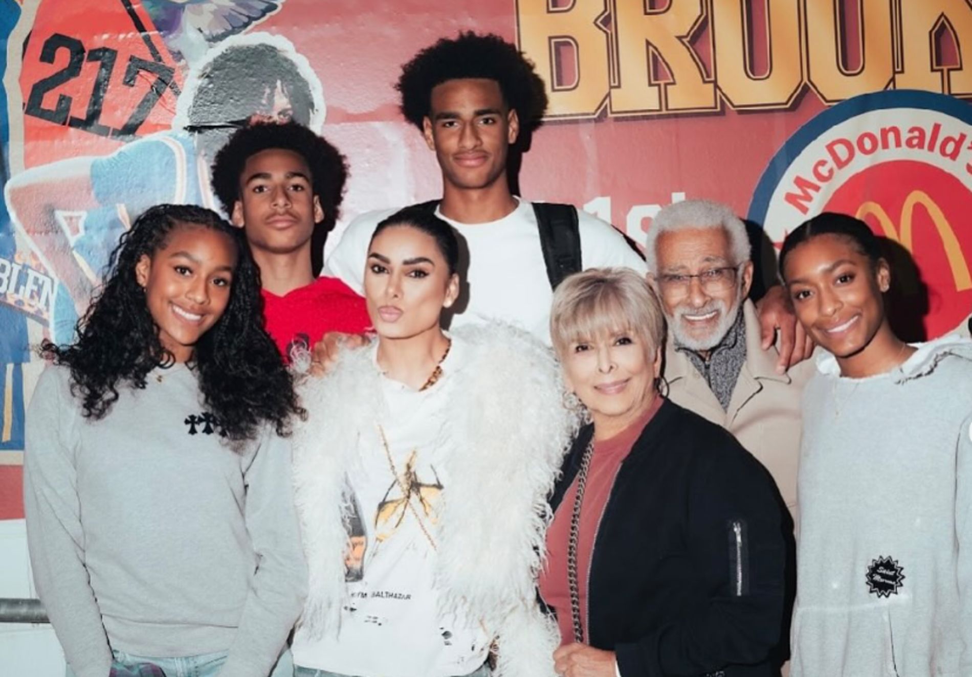 "My crew": Laura Govan shares wholesome poolside moment with children Aloni, Hamiley, Izela and Alijah Arenas (PHOTO)