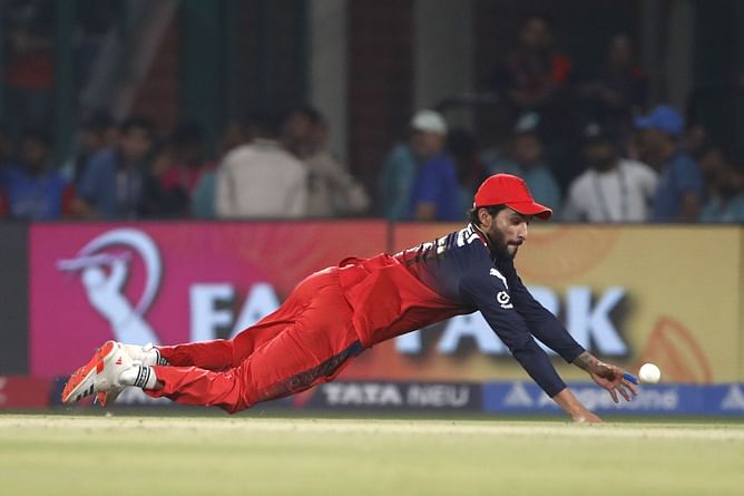 "I was blank" - Rajat Patidar opens up on heartwarming moment with Virat Kohli during RCB event before IPL 2025 [Watch]