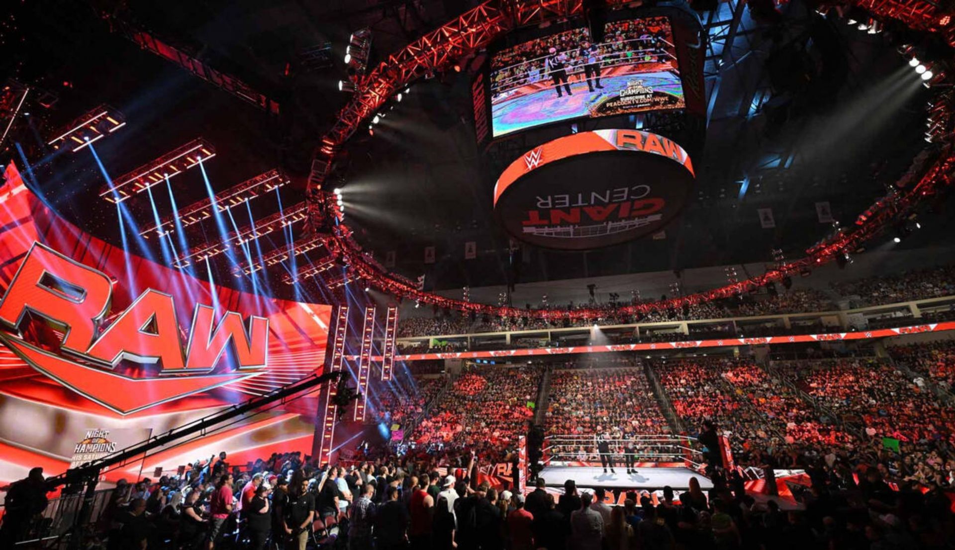 WWE Raw के लिए दो धमाकेदार मैचों का हुआ ऐलान, जीतने वाला स्टार Money in the Bank के लिए कटा सकता है टिकट