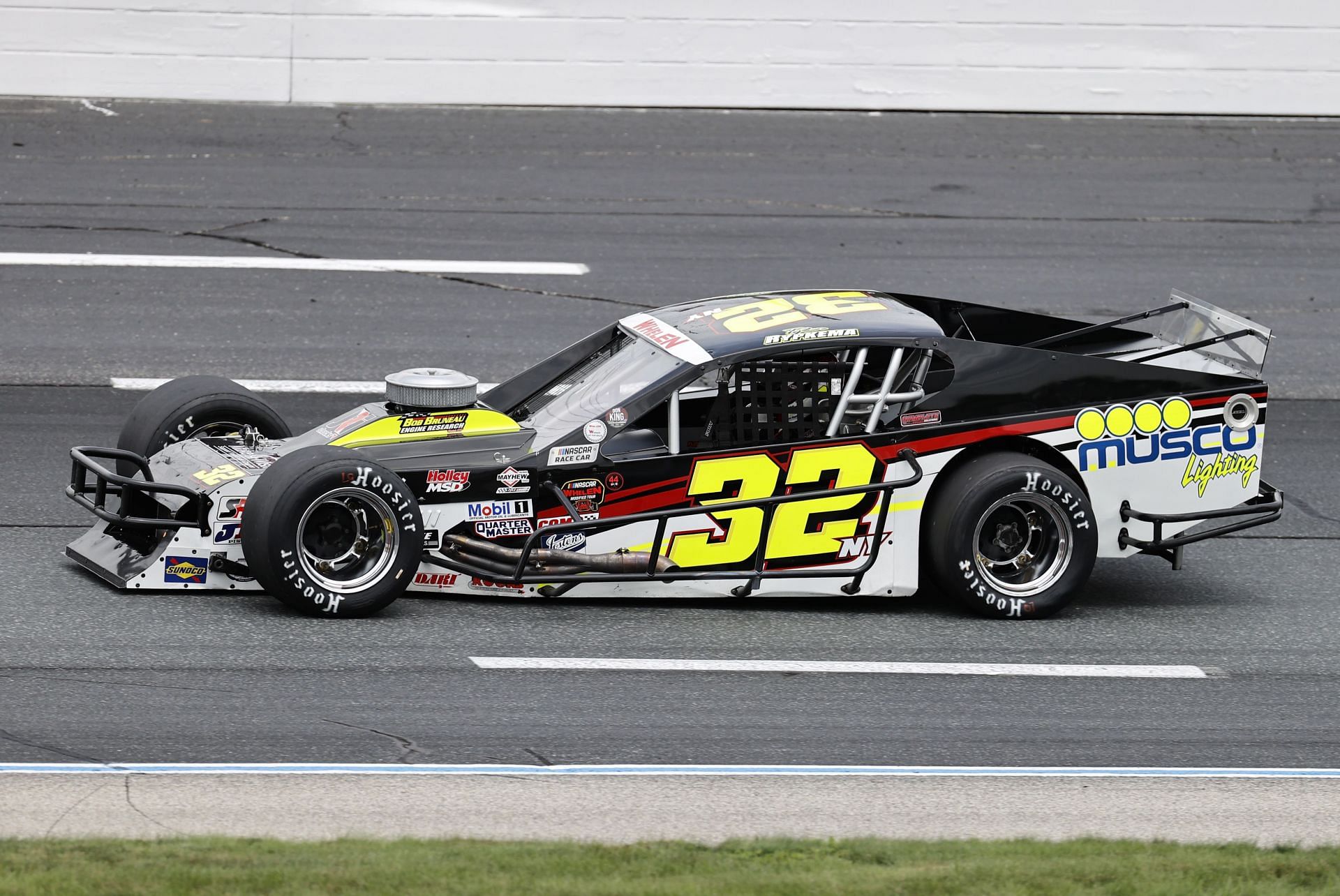 AUTO: JUL 17 NASCAR Whelen Modified Tour - Whelen 100 - Source: Getty