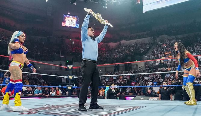 WWE के बड़े शो में चैंपियन ने बिखेरा जलवा, फेमस स्टार को लहूलुहान करके बादशाहत रखी जारी