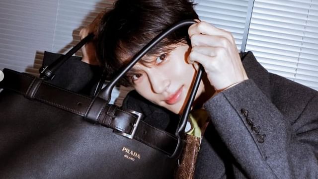 Byeon Woo-seok (Image via Instagram/@byeonwooseok)