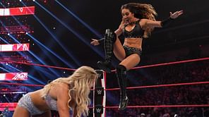 WWE SmackDown में Chelsea Green की हार पर हॉल ऑफ फेमर का बड़ा बयान, Zelina Vega ने हासिल की थी सफलता