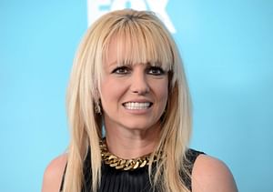 "I didn't like the way she put the seatbelt on me and invaded my space": Britney Spears issues statement following airplane incident