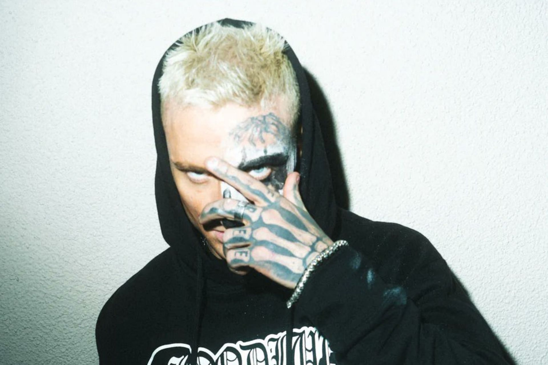 Darby Allin AEW