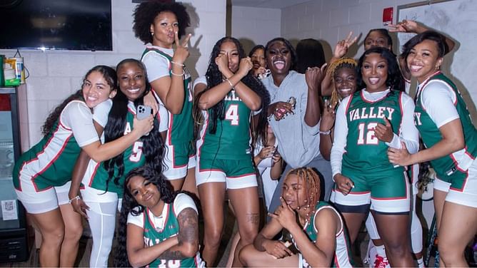 IN PICS: Ja Morant’s Niya Morant and Mississippi Valley State teammates pose after 2024-25 season