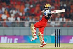 Anushka Sharma cheers on as Virat Kohli opens his account with boundary in PBKS vs RCB IPL 2025 Qualifier 1 match [Watch]