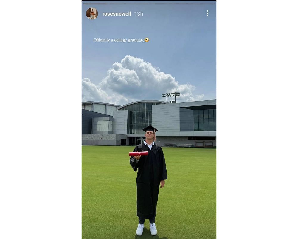 Brock Bowers&#039; graduation day [IG/@rosenewell]