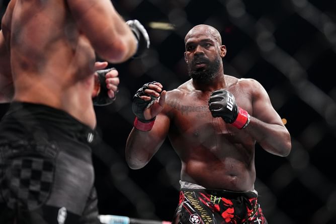 "Almost terrifying to the ordinary person" - When Joe Rogan described how Jon Jones would have looked 1000 years ago