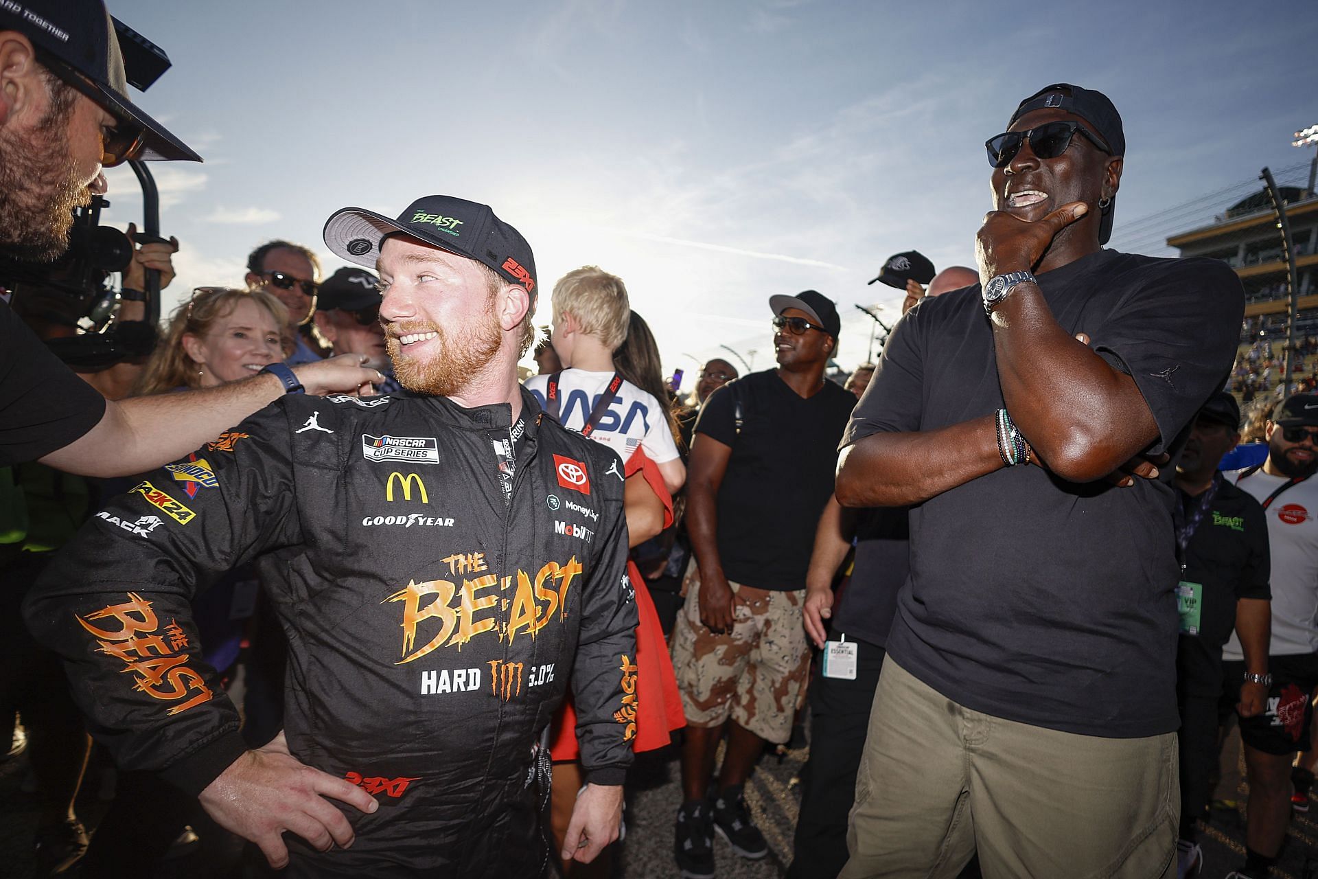 NASCAR Cup Series Straight Talk Wireless 400 - Source: Getty