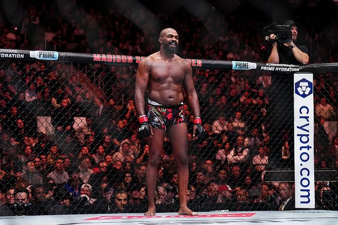 Jon Jones mocks viral petition to strip him of UFC title with picogram jab