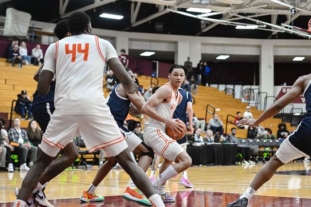 HIGH SCHOOL BASKETBALL: JAN 18 Spalding Hoophall Classic - LaLumiere vs Wasatch Academy - Source: Getty