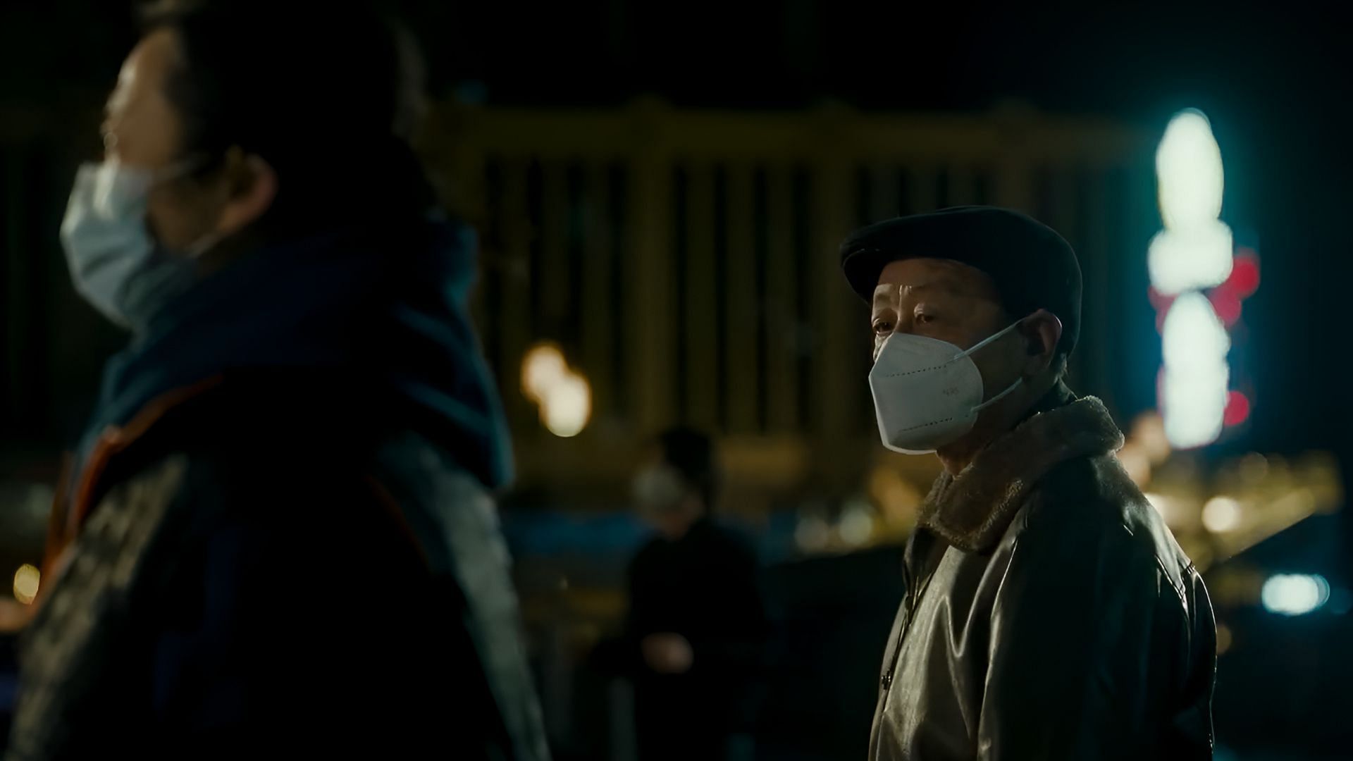 Bin watches silently as Qiaoqiao walks ahead in Caught by the Tides, a visual metaphor for emotional and temporal distance. (Image via International Film Festival Rotterdam)