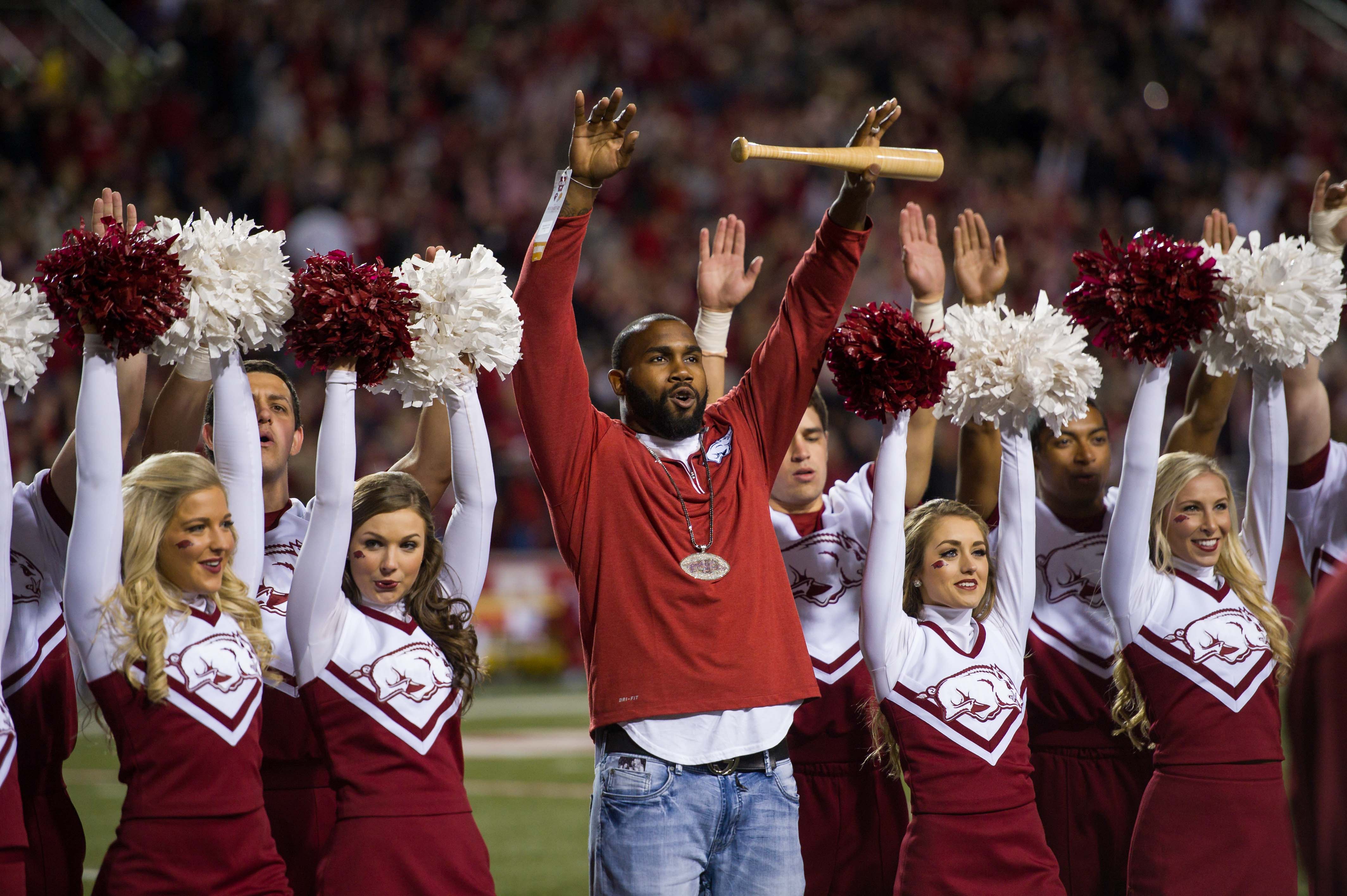 Arkansas legend sends subtle message to NCAA after Madden Iamaleava leaves the Razorbacks to make his move to UCLA
