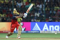 "Huge nosedive from 153 to 86 when there is no apparent reason" - When Sanjay Manjrekar questioned Virat Kohli's strike rate in IPL 2021