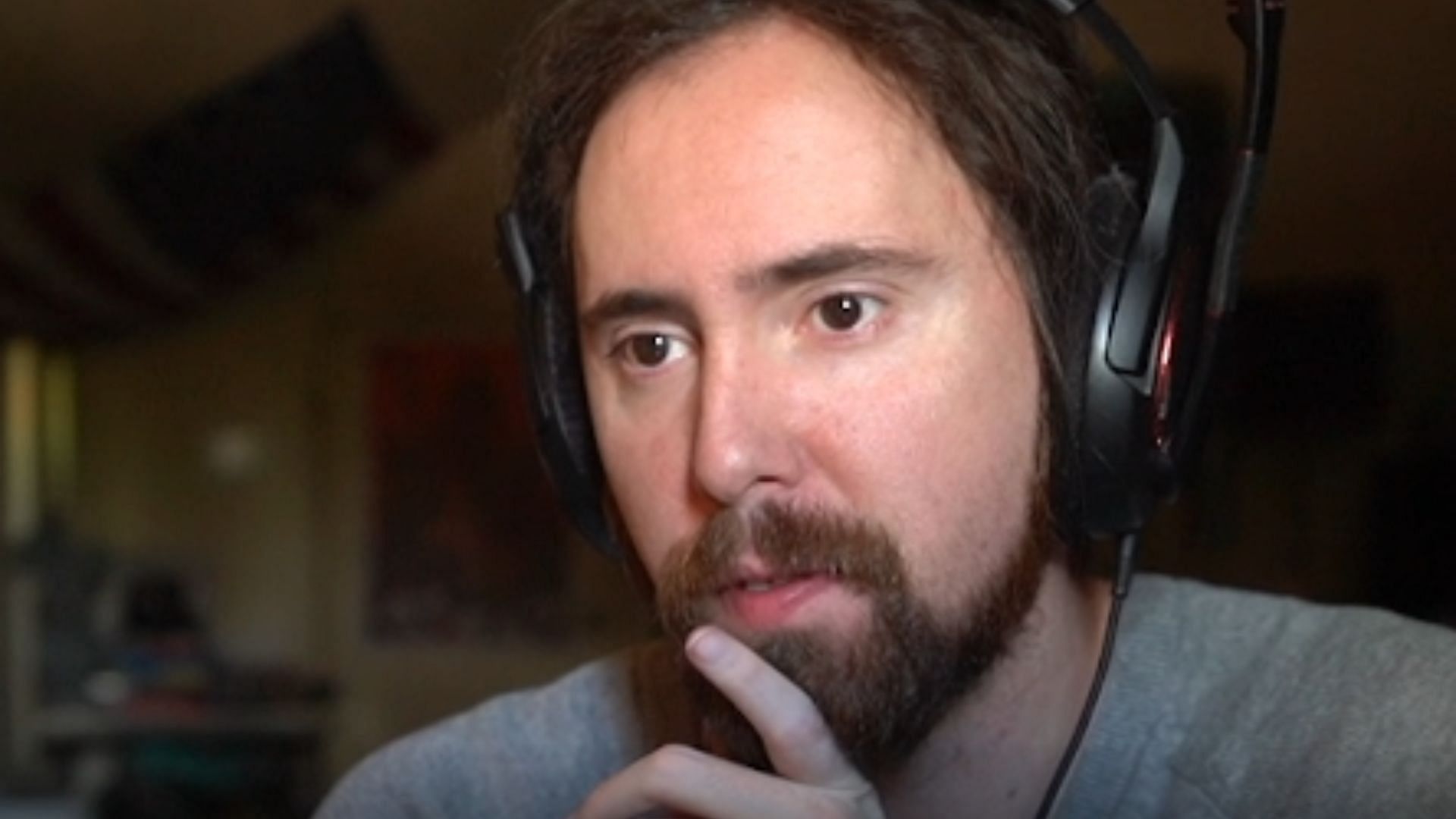 Asmongold stated that he may begin multi streaming soon (Image via zackrawrr/Twitch)