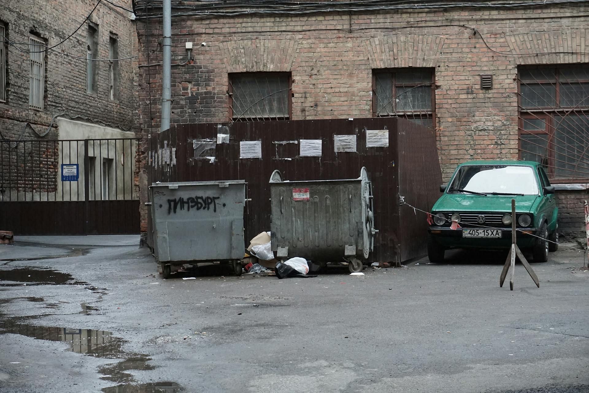 Susan Melissa Sternfeld was found near a dumpster (Image via Pexels)