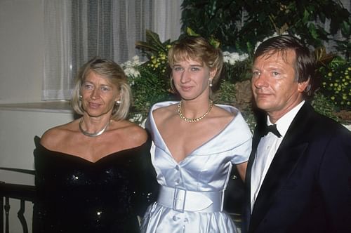Steffi Graf with her parents - Source: Getty