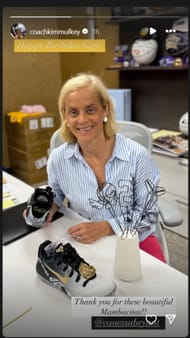 Kim Mulkey thanks Vanessa Bryant for Gigi Bryant's "Mambacita" gift on IG story. Image via @coachkimmulkey