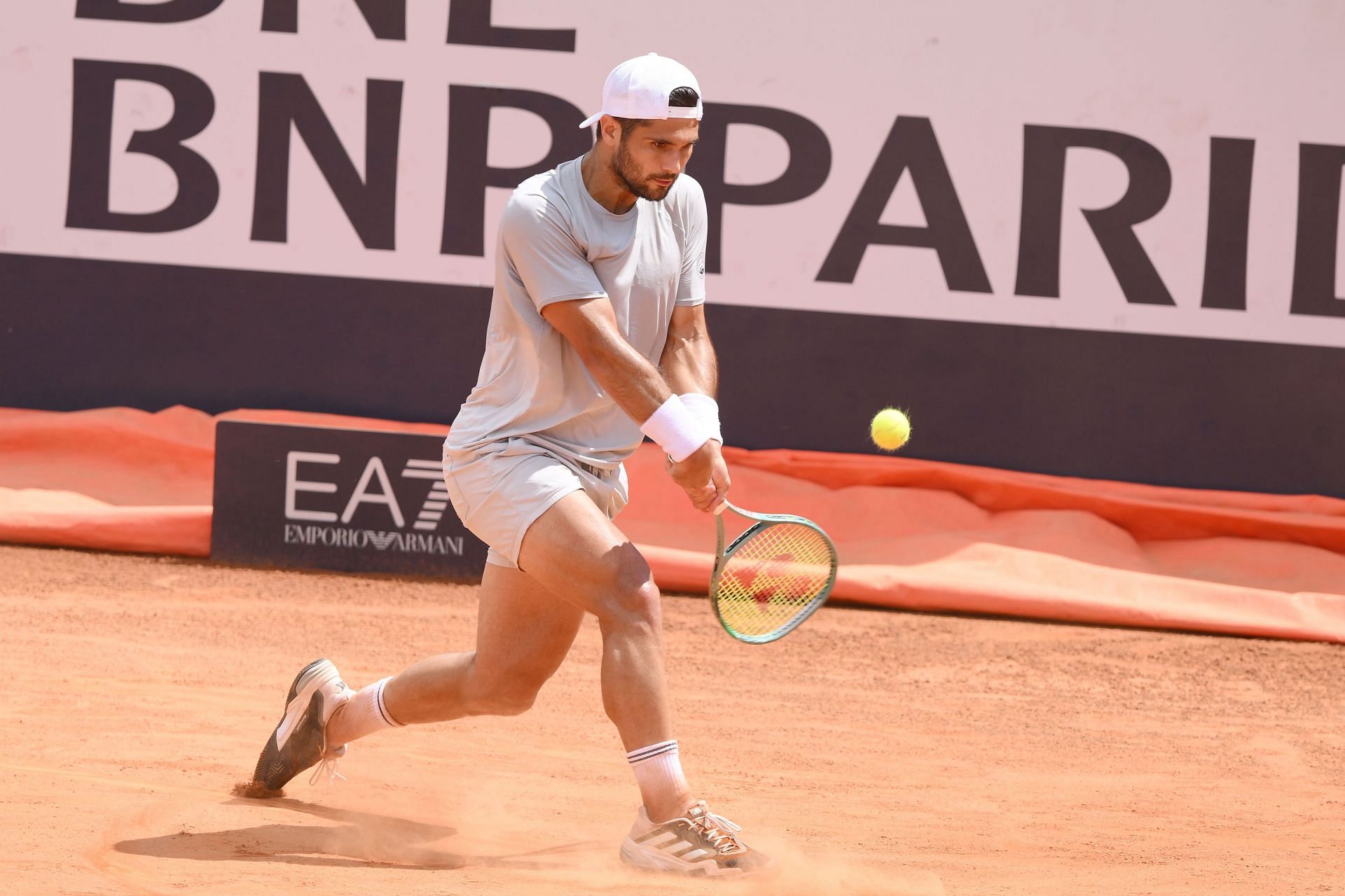 Giron plays a backhand in the Internazionali BNL D'Italia 2025 ahead of the Hamburg European Open - Source: Getty
