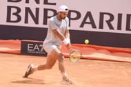 Giron plays a backhand in the Internazionali BNL D'Italia 2025 ahead of the Hamburg European Open - Source: Getty