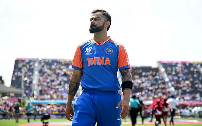 Fan displays Virat Kohli's jersey during graduation day at Northeastern University [Watch]