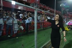 Preity Zinta distributes t-shirts to fans during PBKS vs MI IPL 2025 match in Jaipur [Watch]