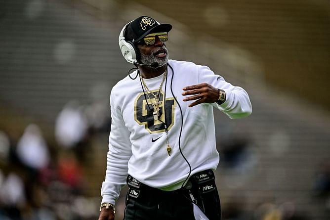 Deion Sanders' Colorado receives praise from 4-star LB following star-studded recruiting visit: "They care more about the person not just the player"